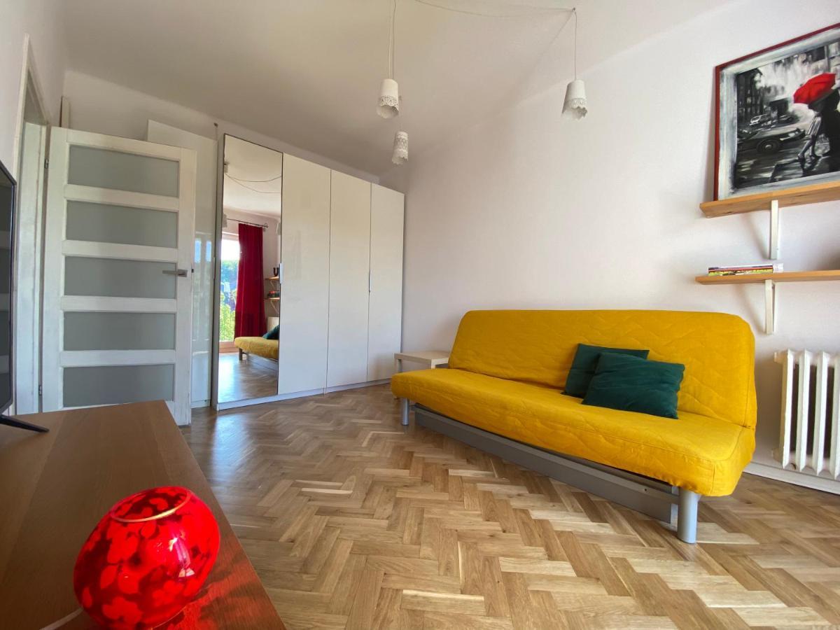 Kawalerka W Centrum Gdyni Z Osobna Kuchnia, 15 Min Spacerem Od Morza Gdynia Esterno foto